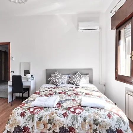 Apt Venice City *